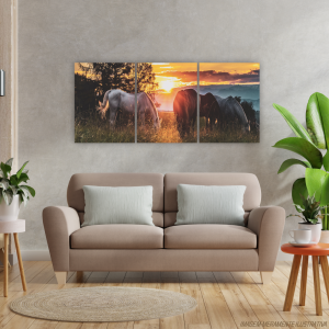 Conjunto Quadro Canvas - Cavalos Tecido Canvas Impresso 91,5x40,5   Estrutura em Madeira 